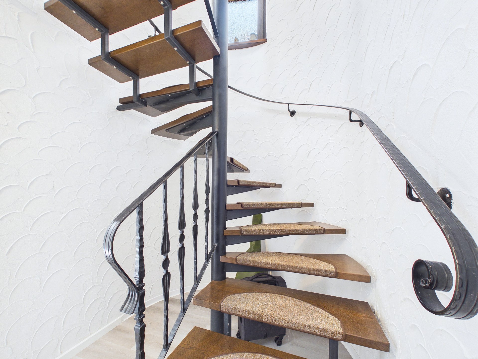Spindeltreppe UG