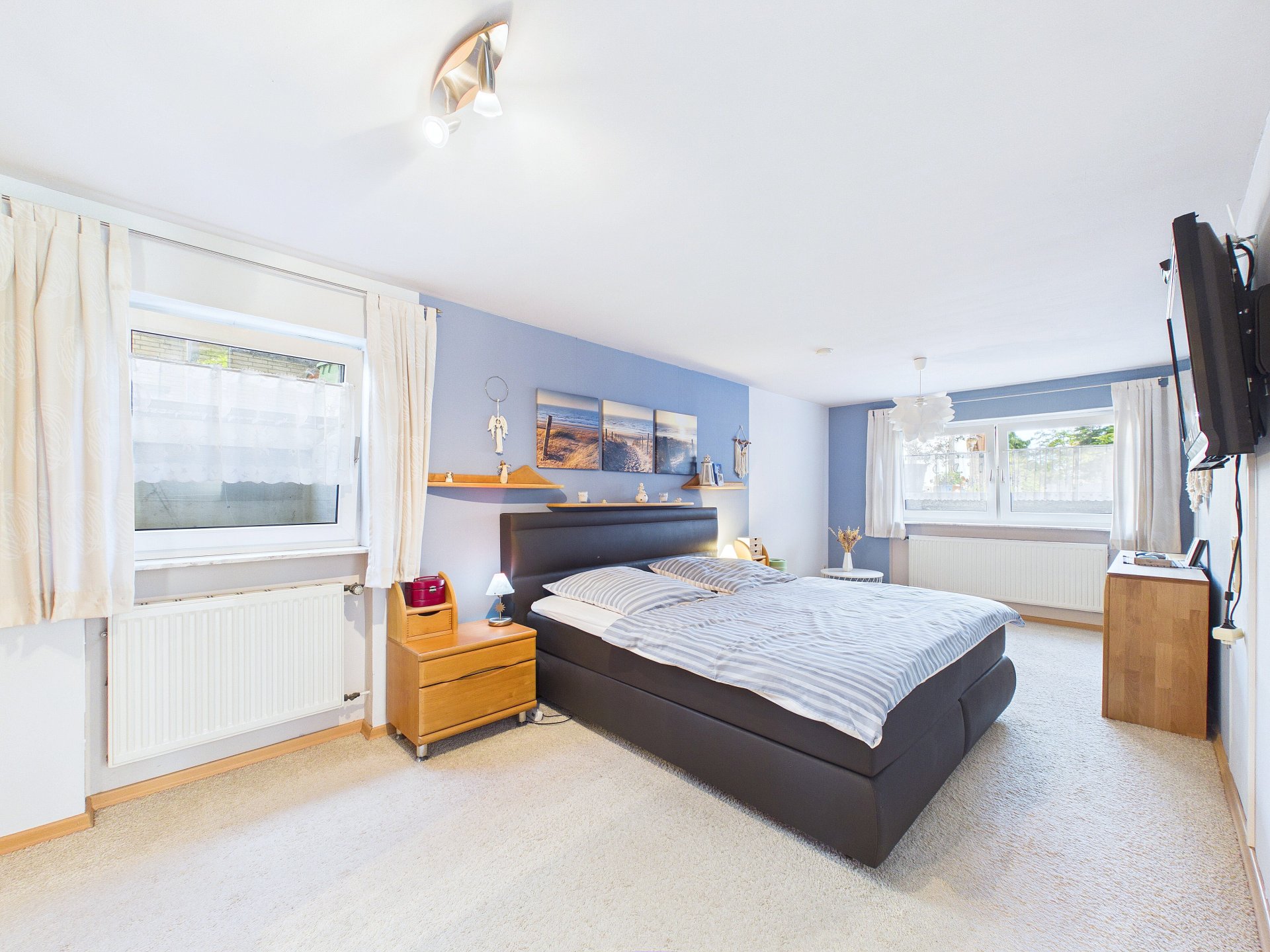 Schlafzimmer UG