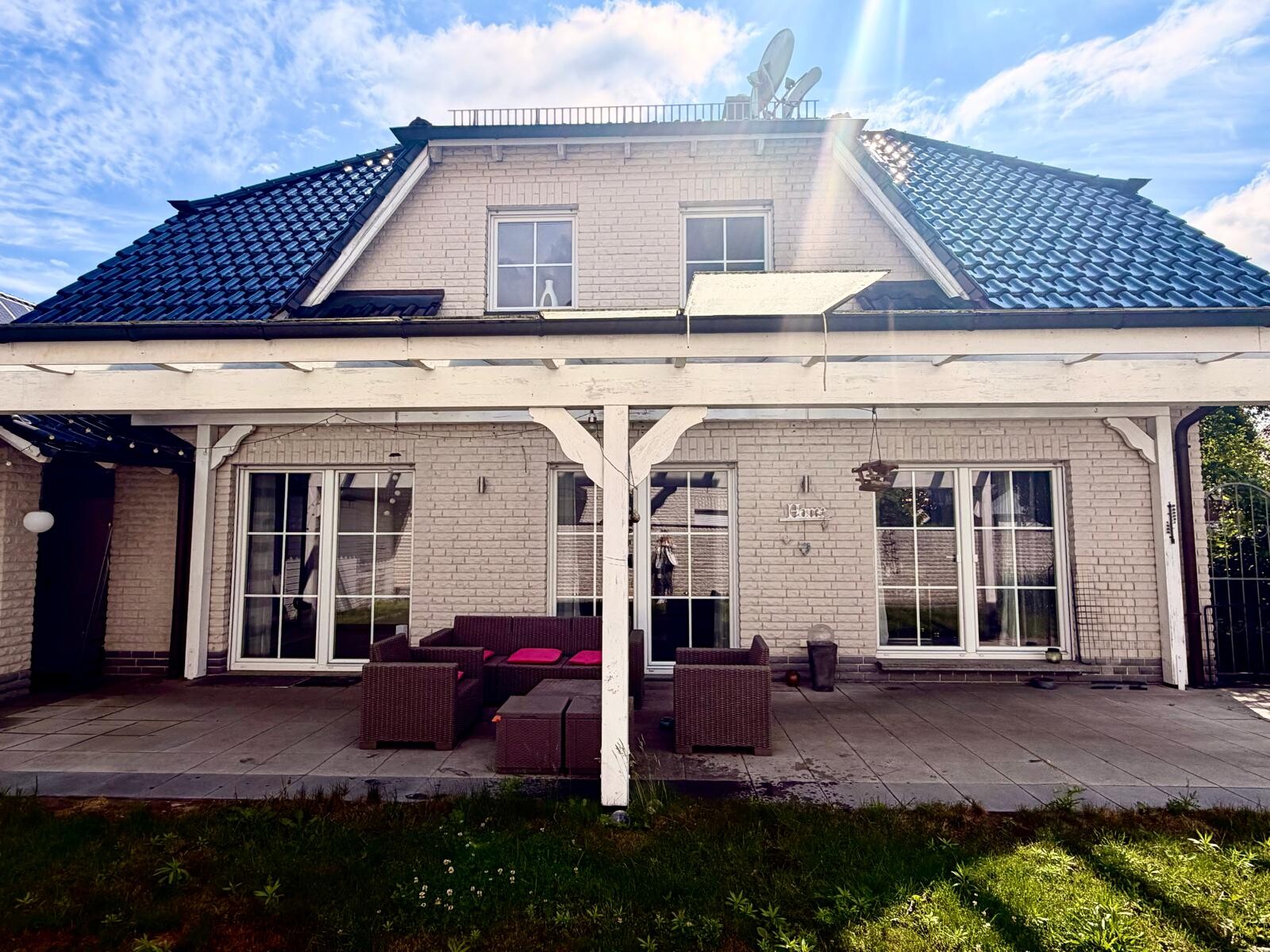 überdachte Terrasse