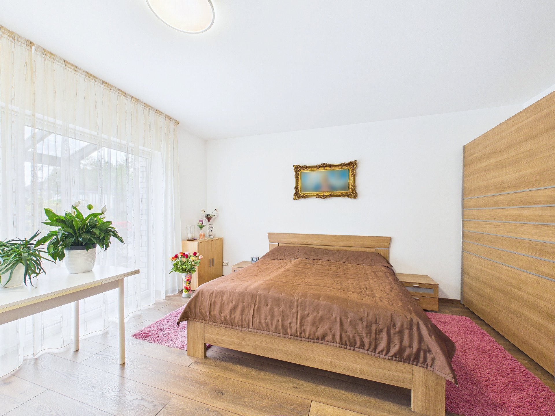 Schlafzimmer 4