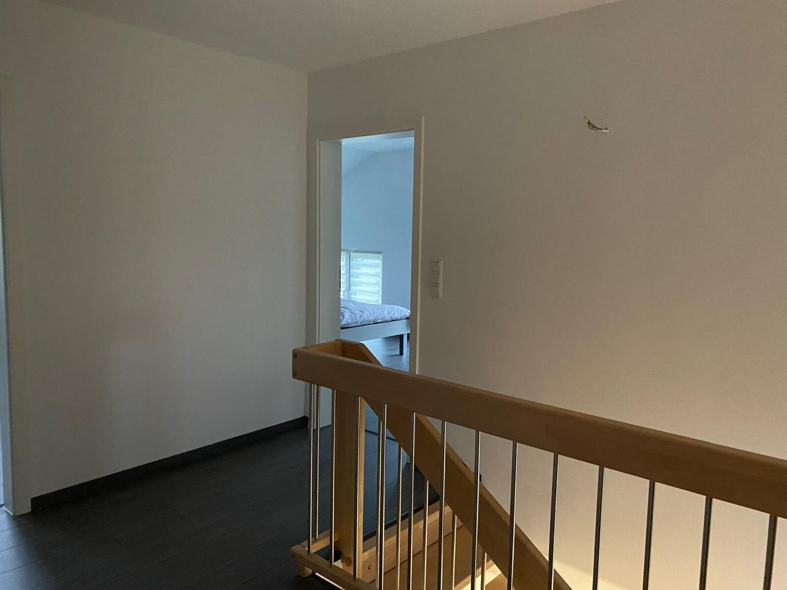 Flur im Obergeschoss mit Treppe
